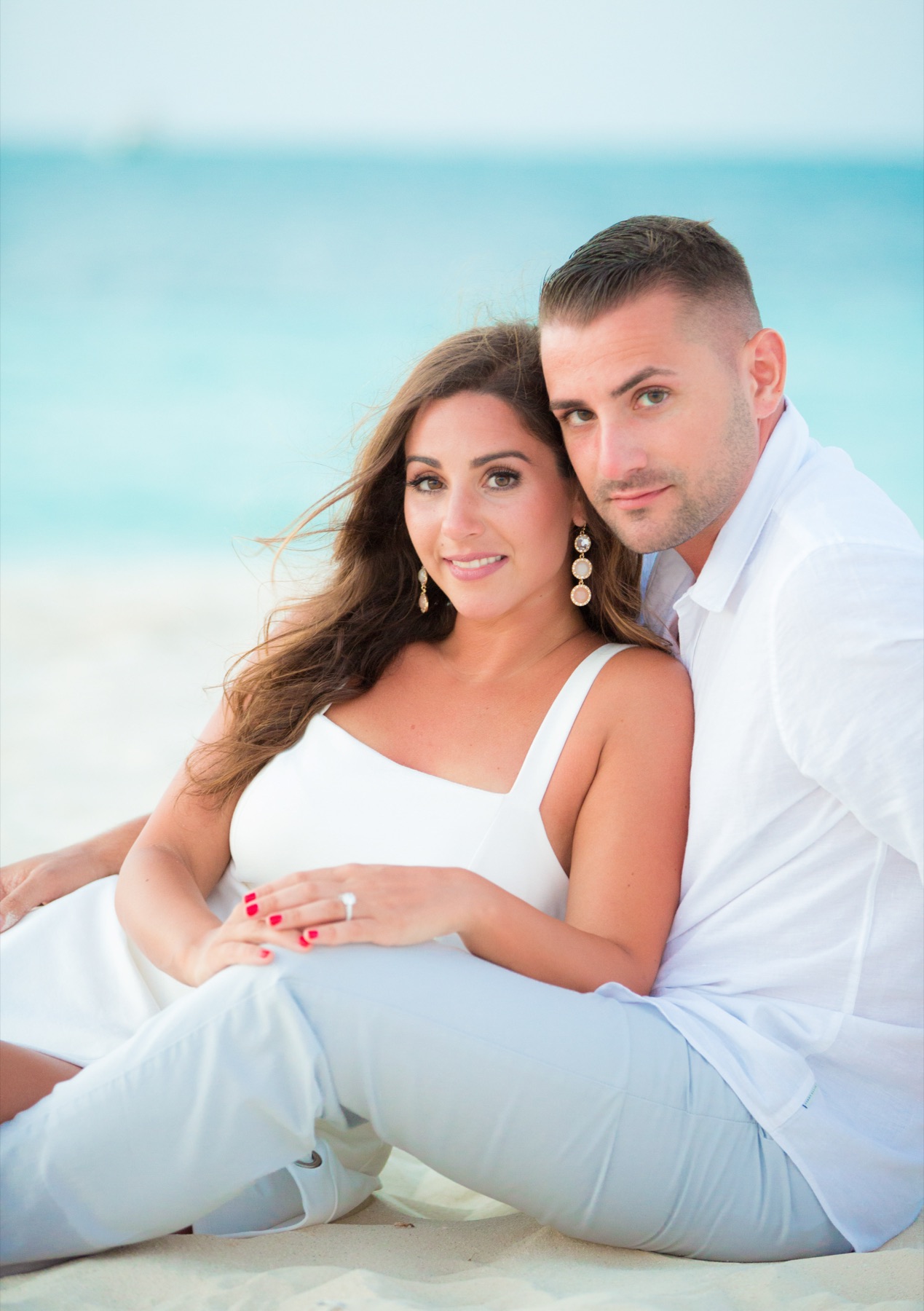Couples beach portrait in Turks and Caicos by Paradise Photography