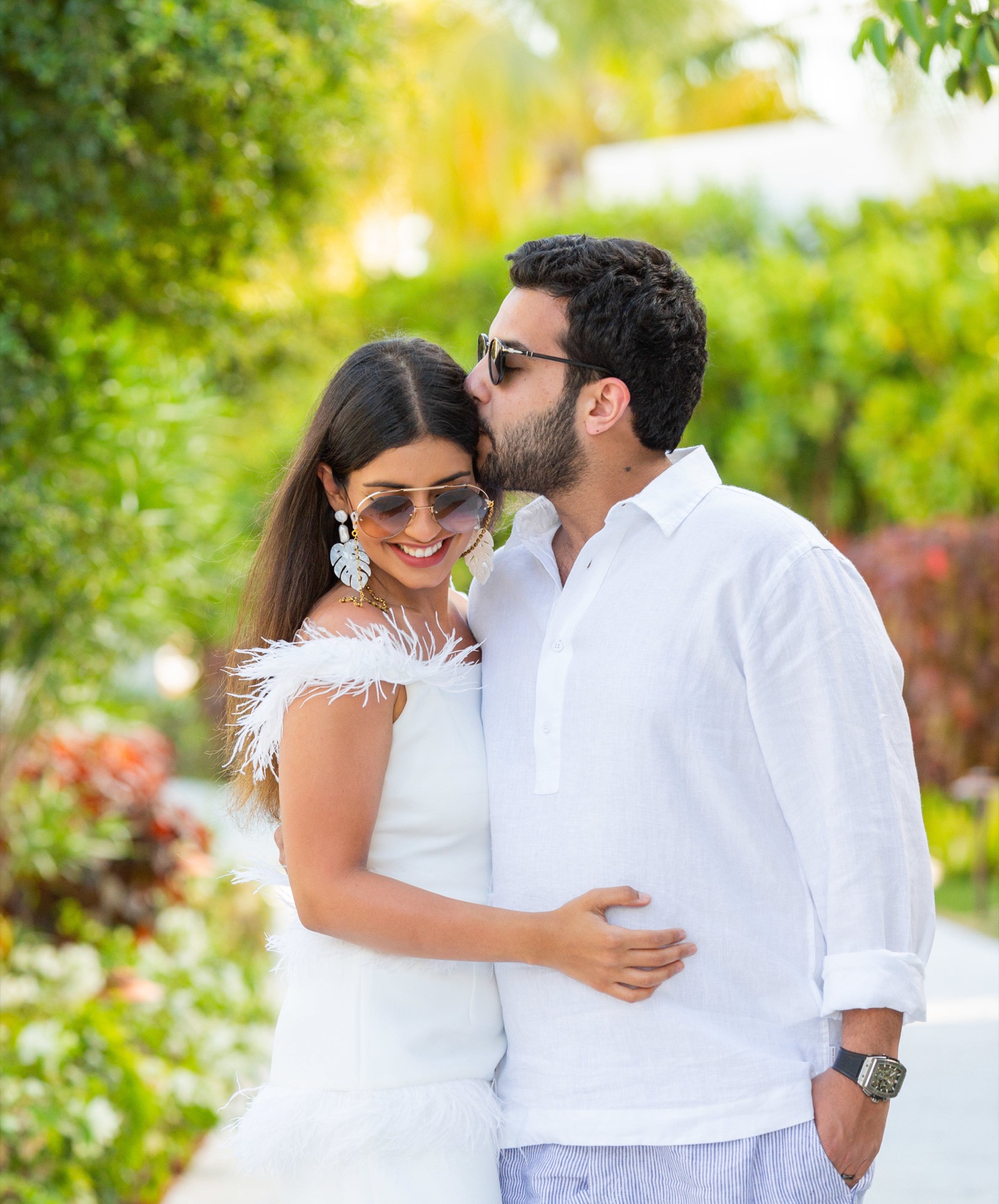 Couples beach portrait in Turks and Caicos by Paradise Photography