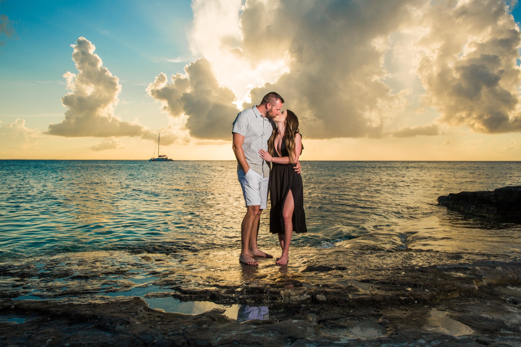 Couples beach portrait in Turks and Caicos by Paradise Photography