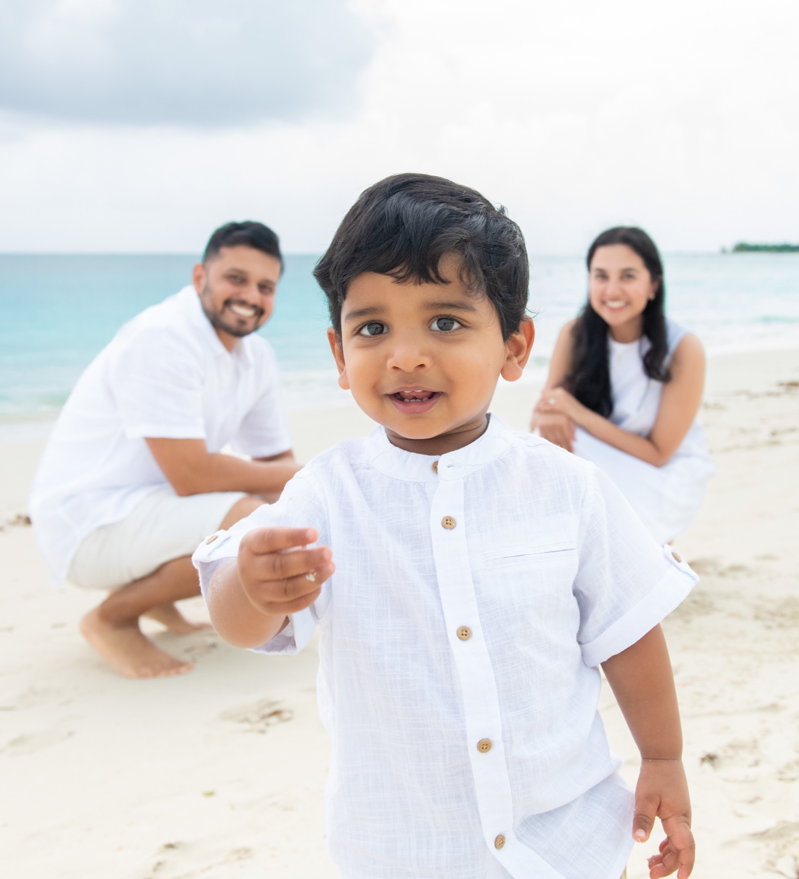 Family beach portrait in Turks and Caicos by Paradise Photography
