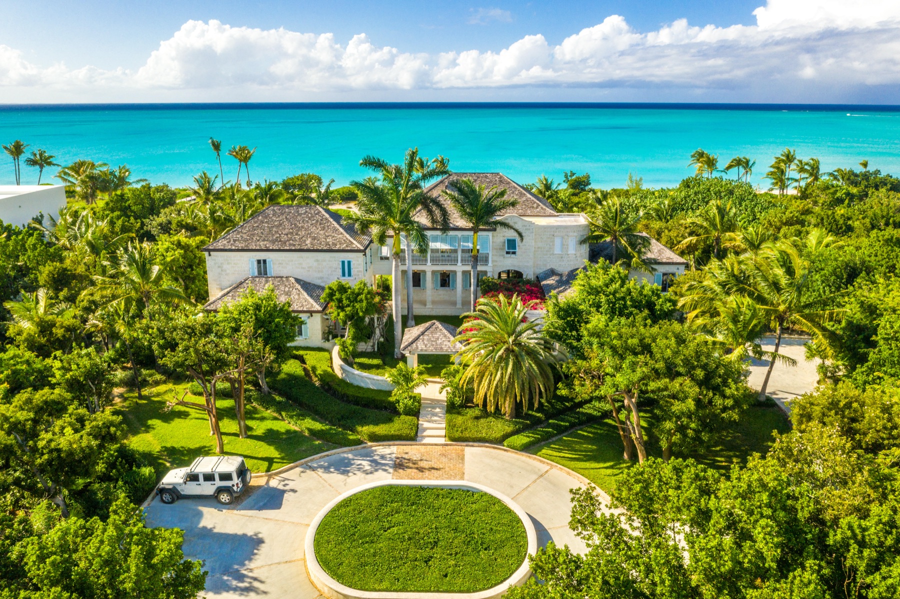 Real estate photography of a luxury property in Turks and Caicos by Paradise Photography