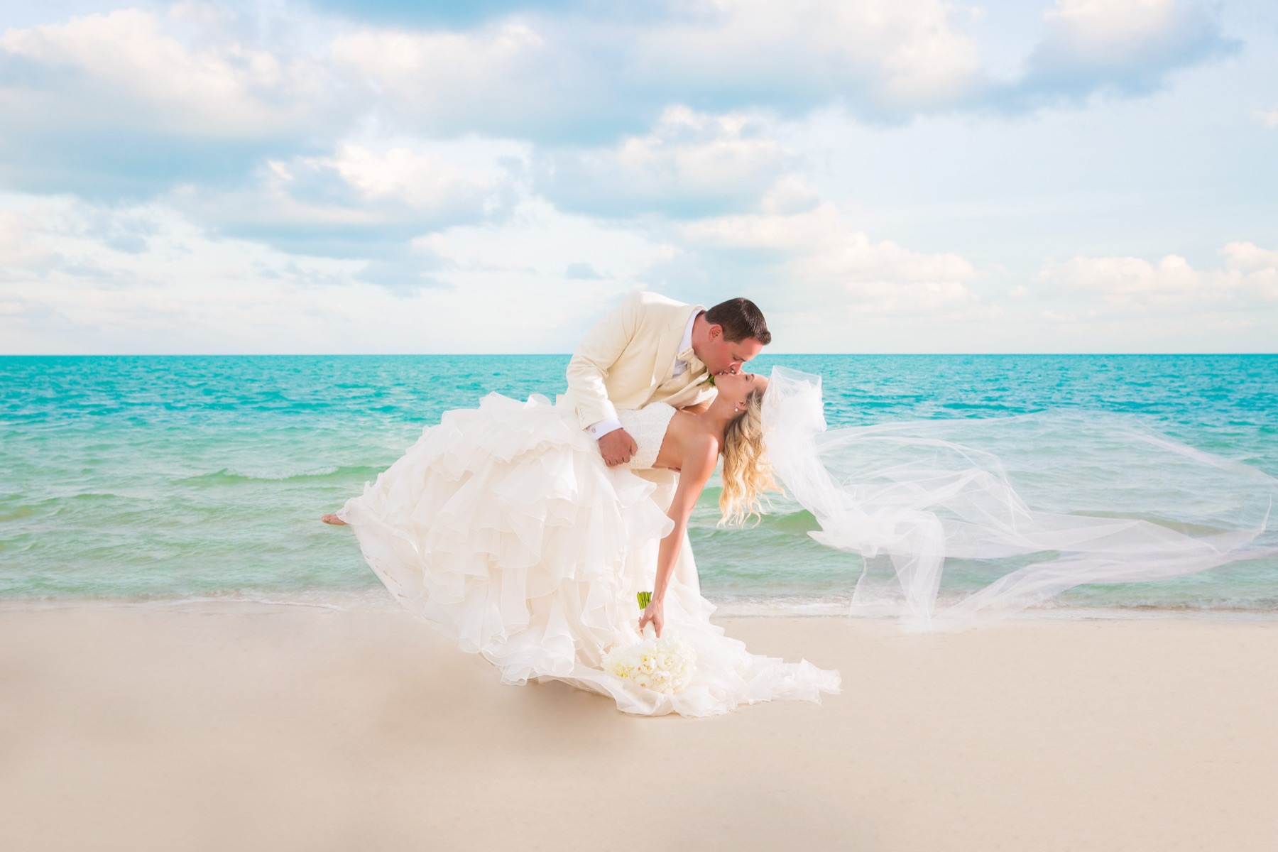 Destination wedding photography in Turks and Caicos by Paradise Photography