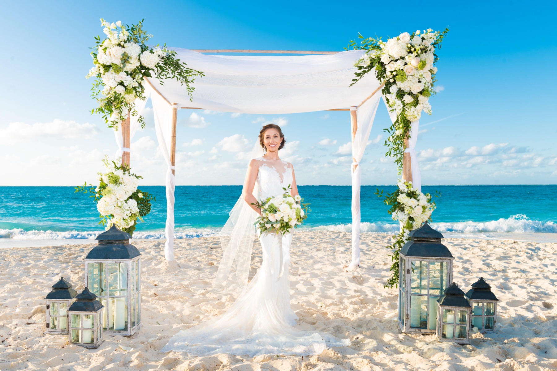 Destination wedding photography in Turks and Caicos by Paradise Photography
