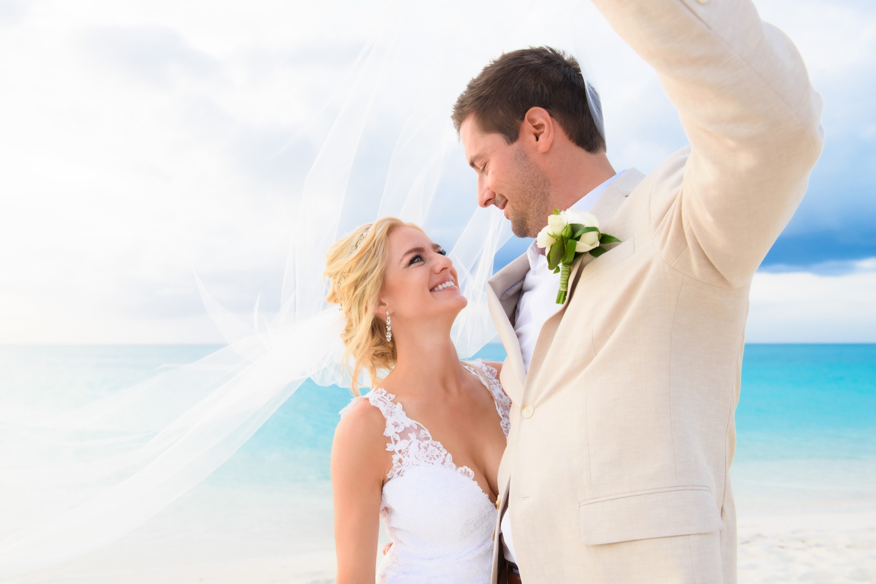 Destination wedding photography in Turks and Caicos by Paradise Photography