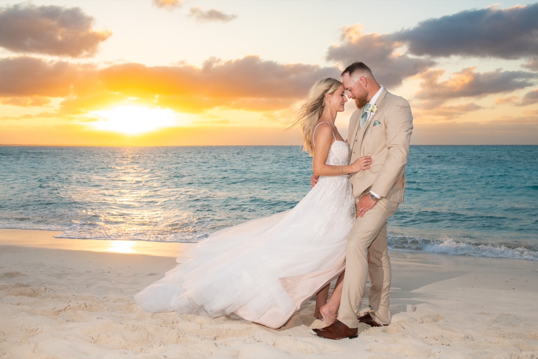 Destination wedding photography in Turks and Caicos by Paradise Photography
