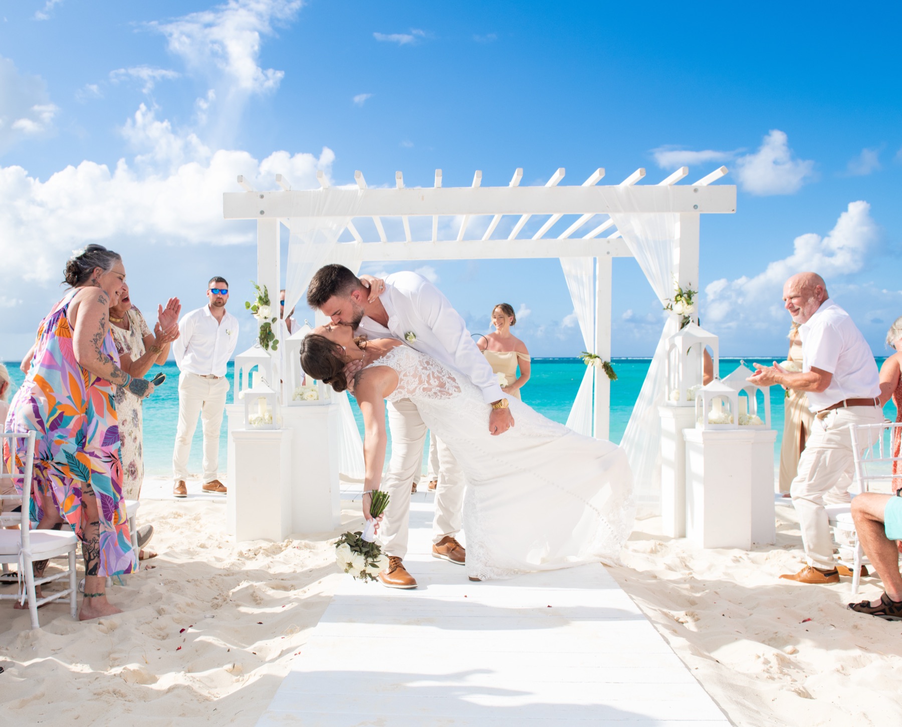 Destination wedding photography in Turks and Caicos by Paradise Photography