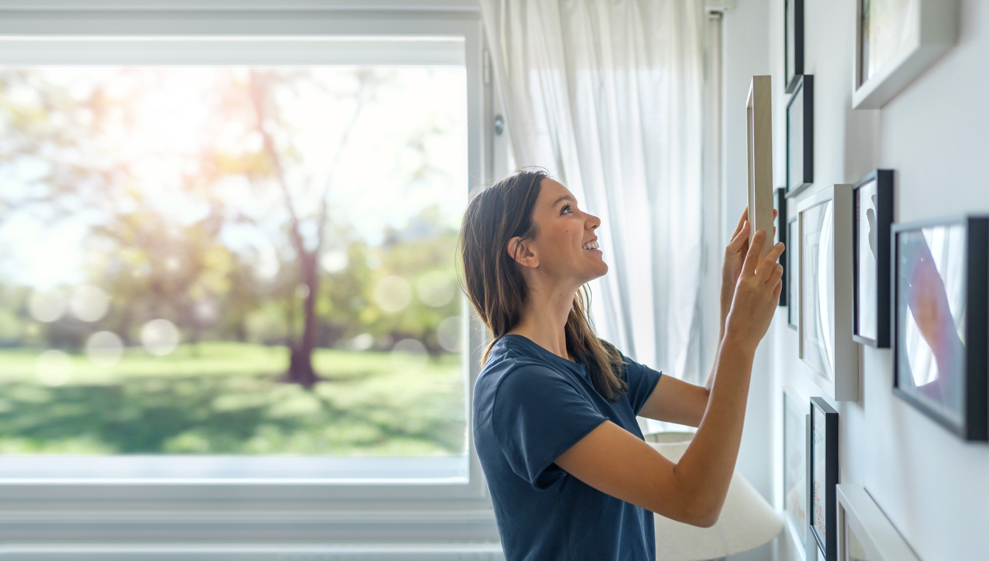 Hanging a finished wall-art print at home